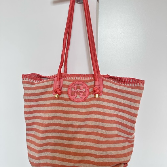 Tory Burch Coral and Cream Striped beach bag - Picture 4 of 9